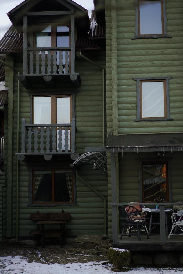 Guest House Anastasia Tatariv Exteriör bild